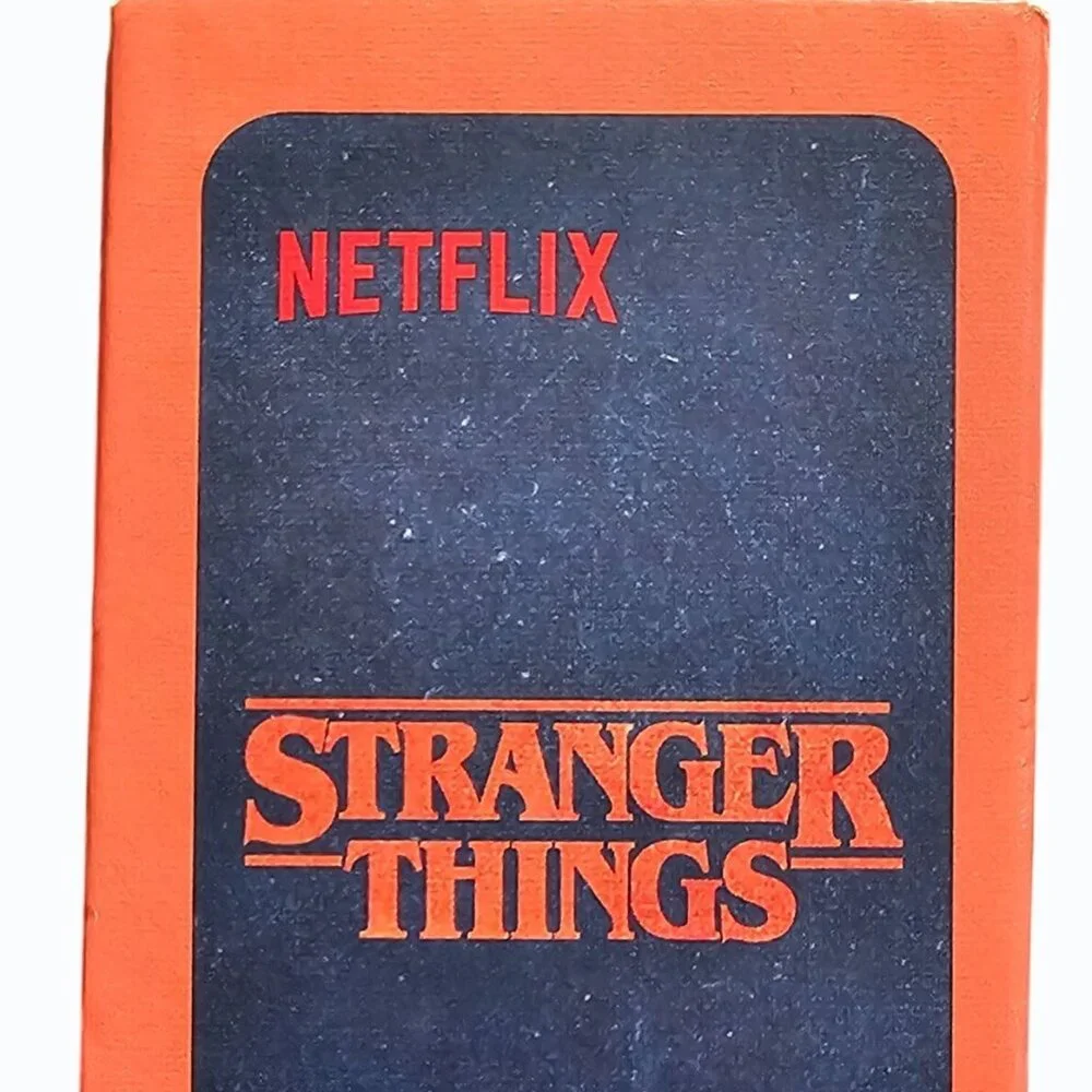 Netflix Stranger Things: Attack of the Mindflayer Card Game Colorblind Friendly